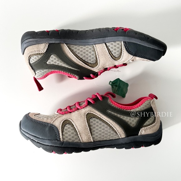 NEW Lands End Trail Hiking Shoes, Wide, Beige - Picture 3 of 16